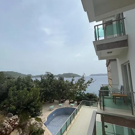 Maki Kaş